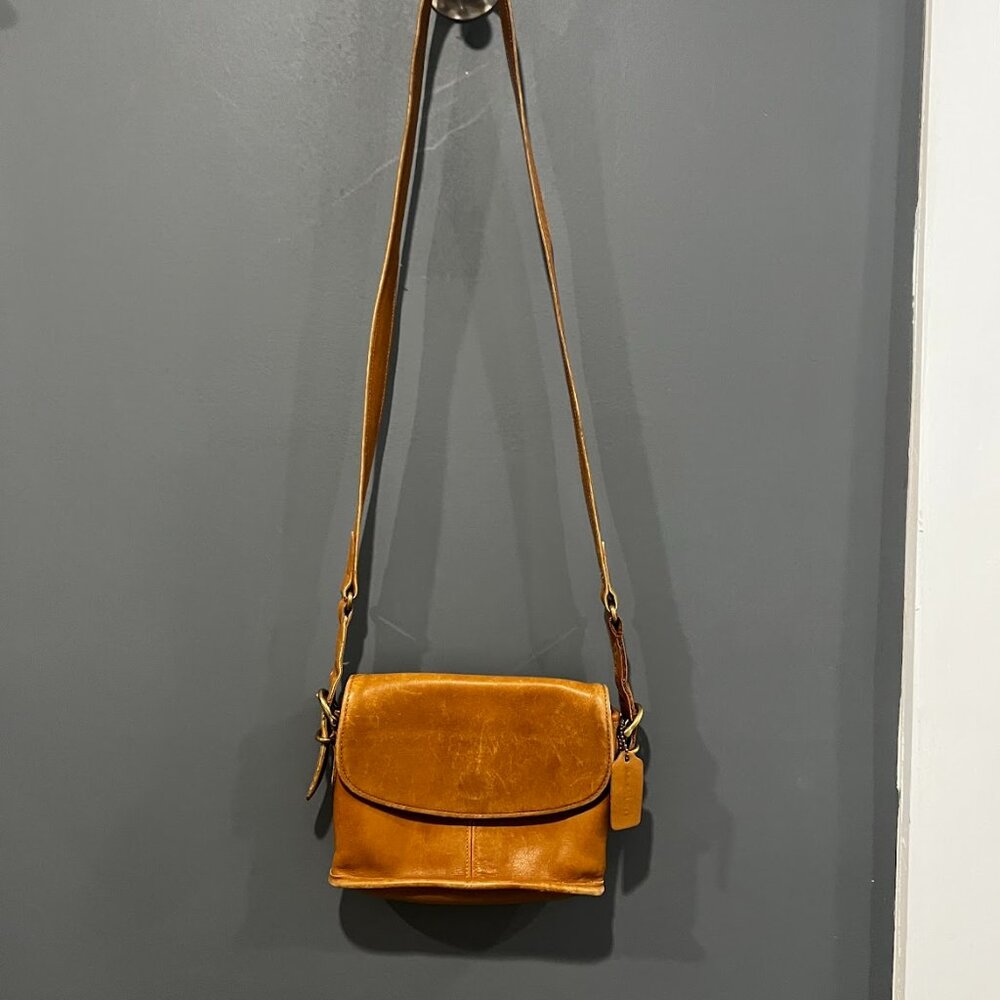 Vintage Coach 1998 Equestrian Small Flap Cross Body Bag Style 9801